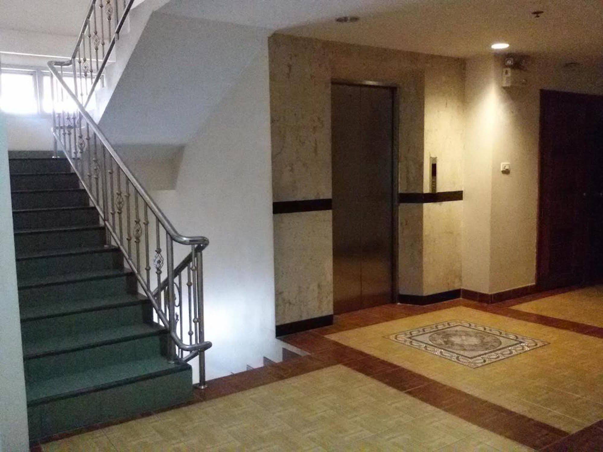 Rattakit Mansion Aparthotel Pattaya Exteriör bild